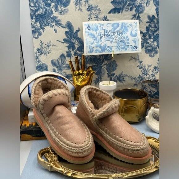 🆕 MOU 🧿 NWOT WOB Metallic Peach Eskimo Ankle Boot, *MIX PAIR SZ 37(L) & 38(R)* - Picture 2 of 15